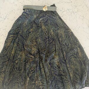 Zara midi skirt NWT